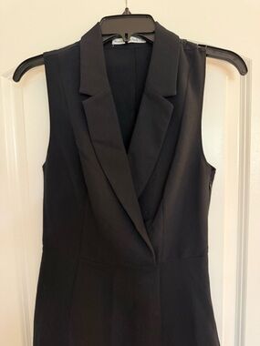 Abercrombie & Fitch Black Sleeveless Blazer Dress
